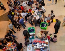Le jeu libre en ludothèque pour un public famille